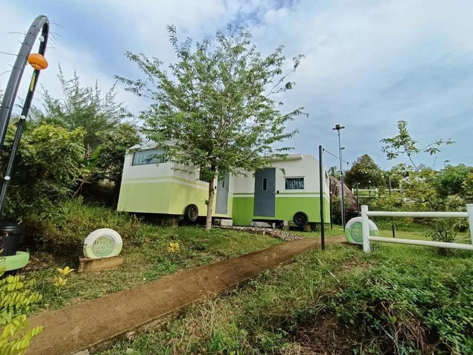 טמפין Durian Ecolodge מראה חיצוני תמונה